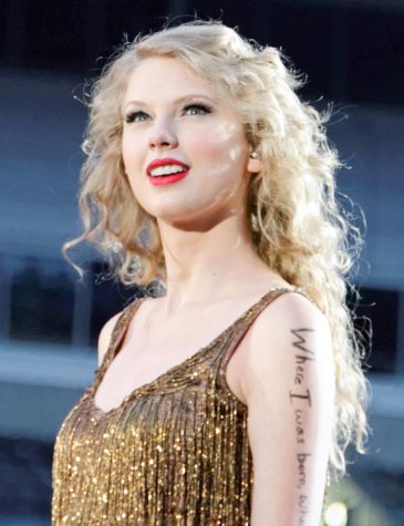 Taylor Swift on her Speak Now tour. Photo from Wikimedia Commons. 