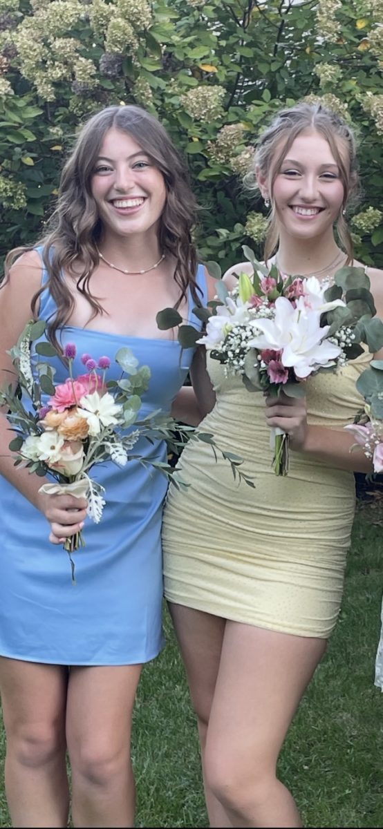 Savannah Landon & Lilly Laverty. Photo used with permission from Kelli Dick.