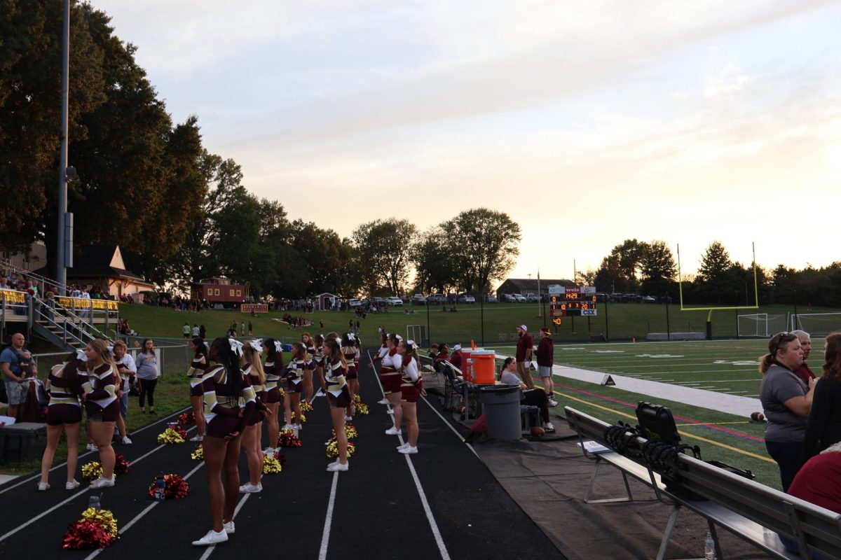 The BHS varsity cheerleaders 